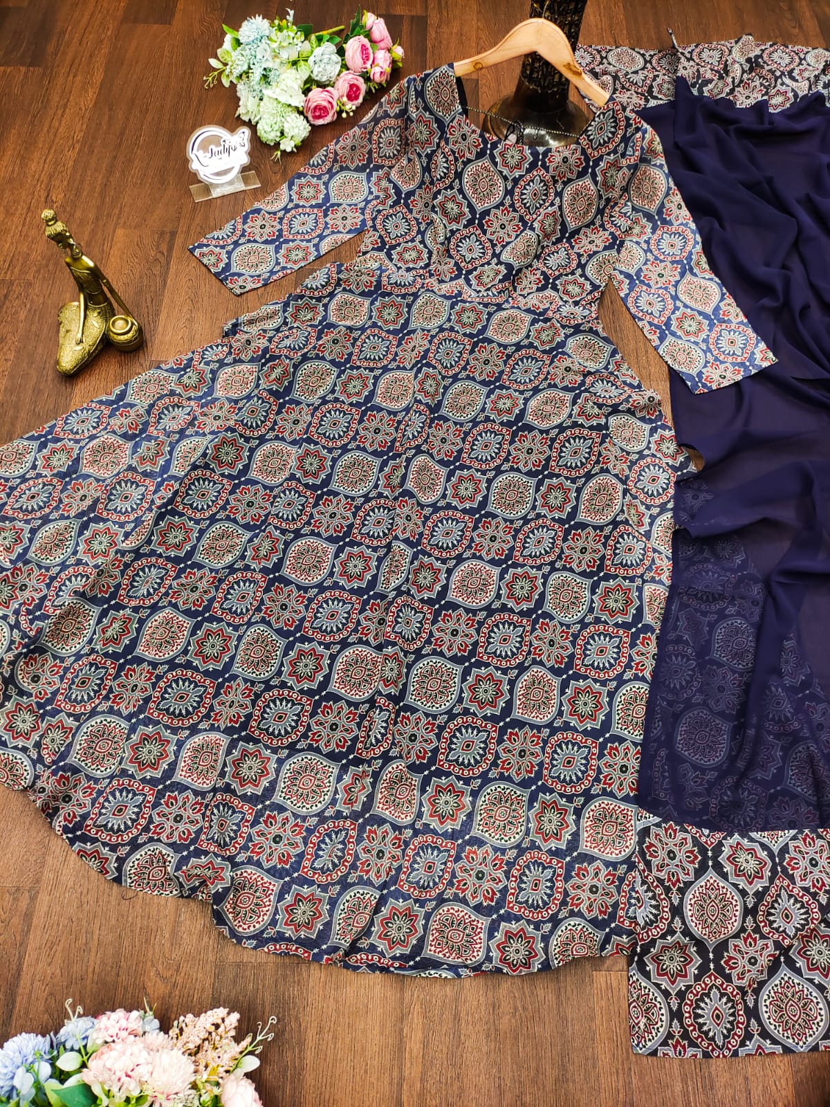 š Introducing Our Exclusive Maxy Gown with Dupatta Collection! š