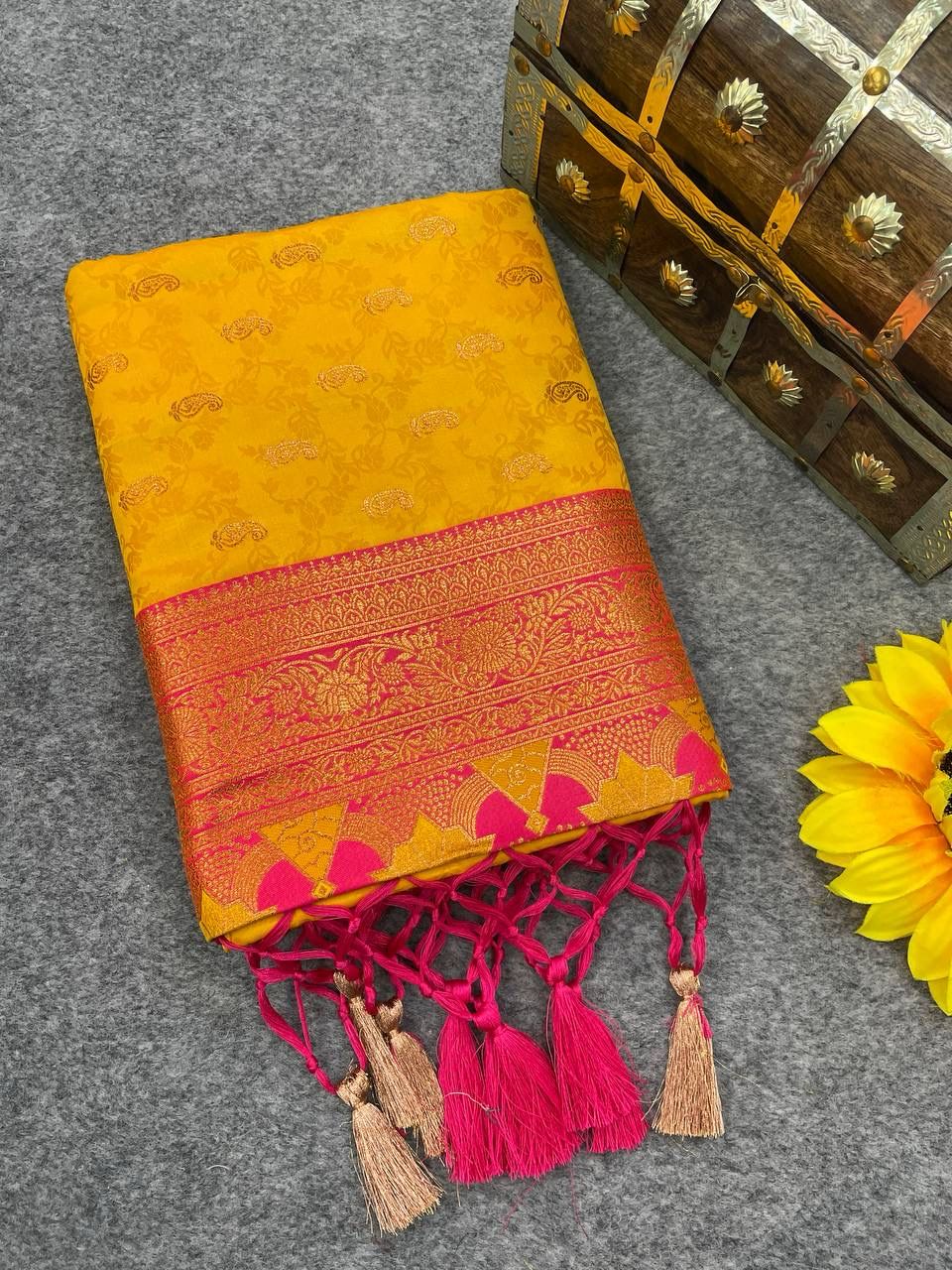 SATIN PURE BANARASI Silk Saree!