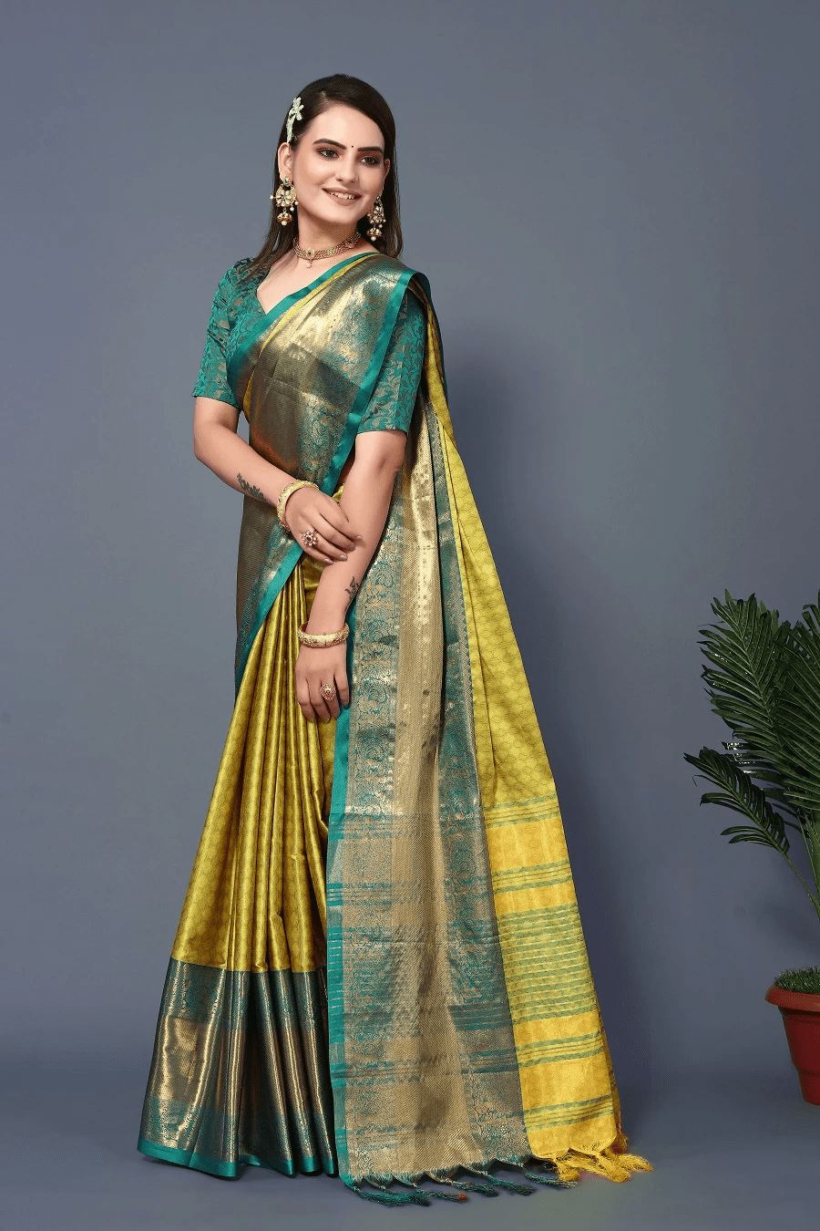 Radiate Elegance: Jari-Worked Banarasi Silk Saree, Perfect for Parties