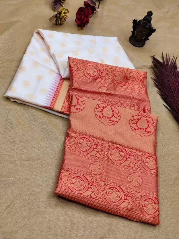 Elegantly Woven Kanjivaram Silk Blend Saree