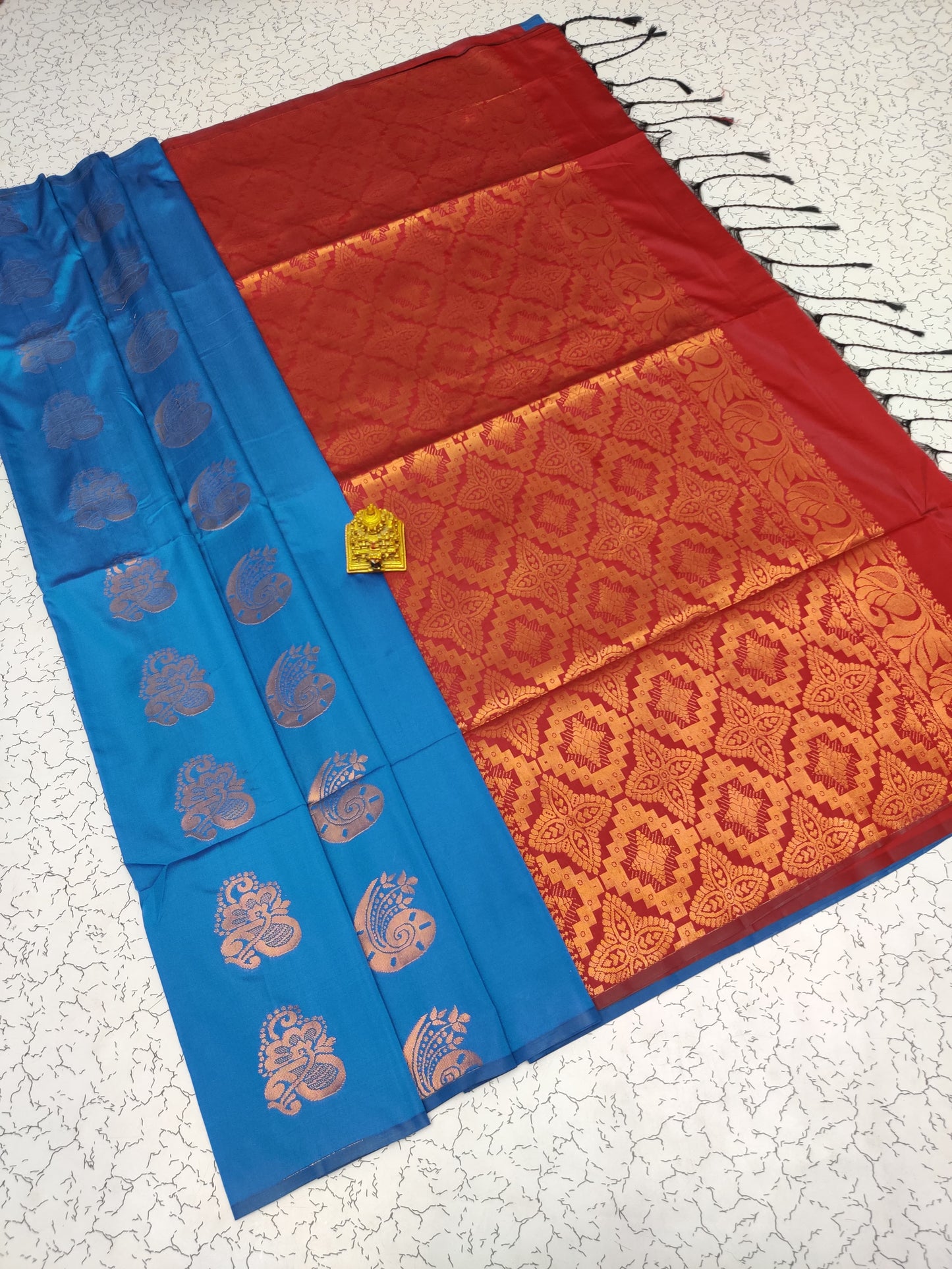 Introducing the Exquisite Salem Elampilai Soft Silk Sarees!