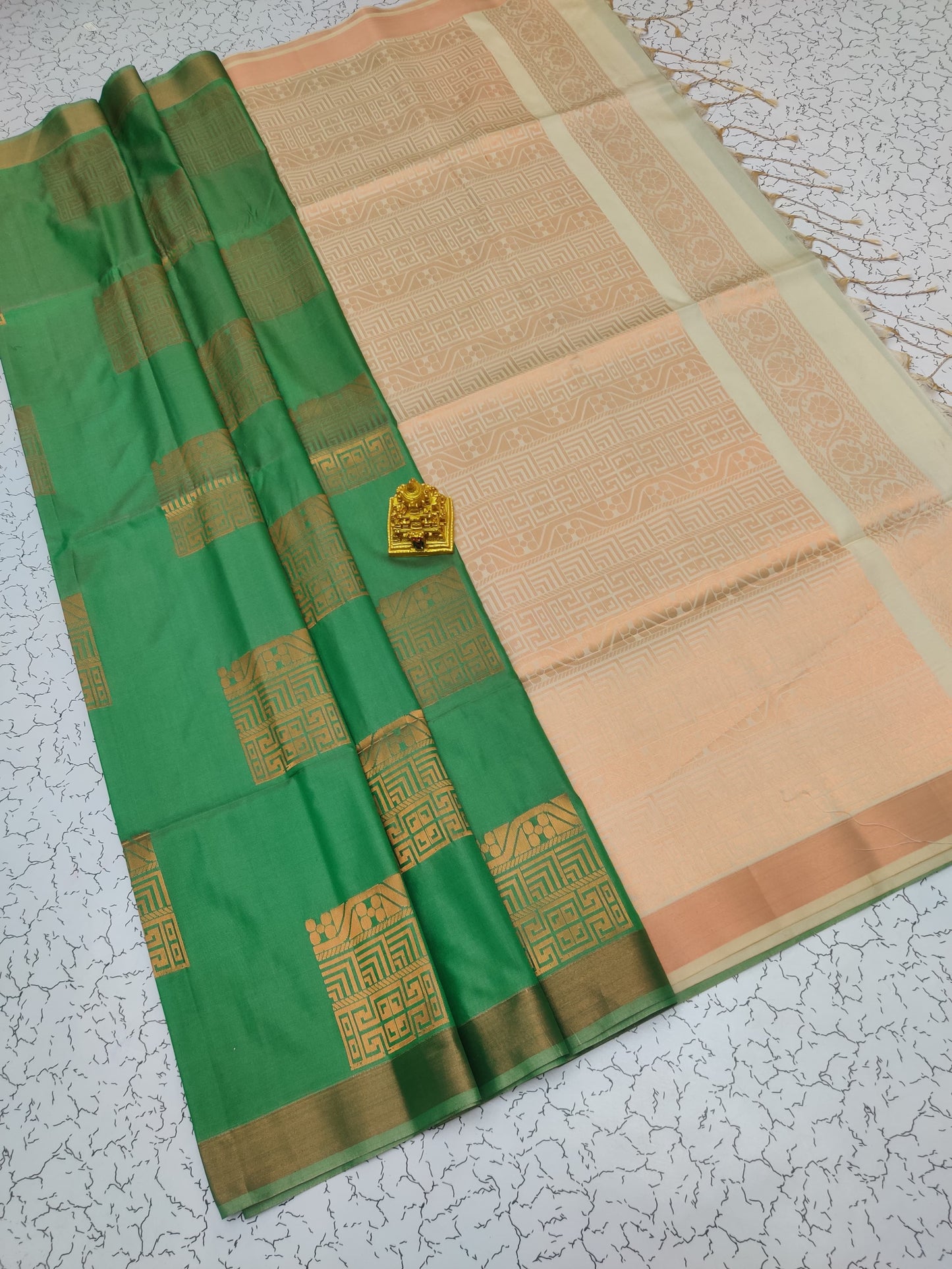 Introducing the Exquisite Salem Elampilai Soft Silk Sarees!