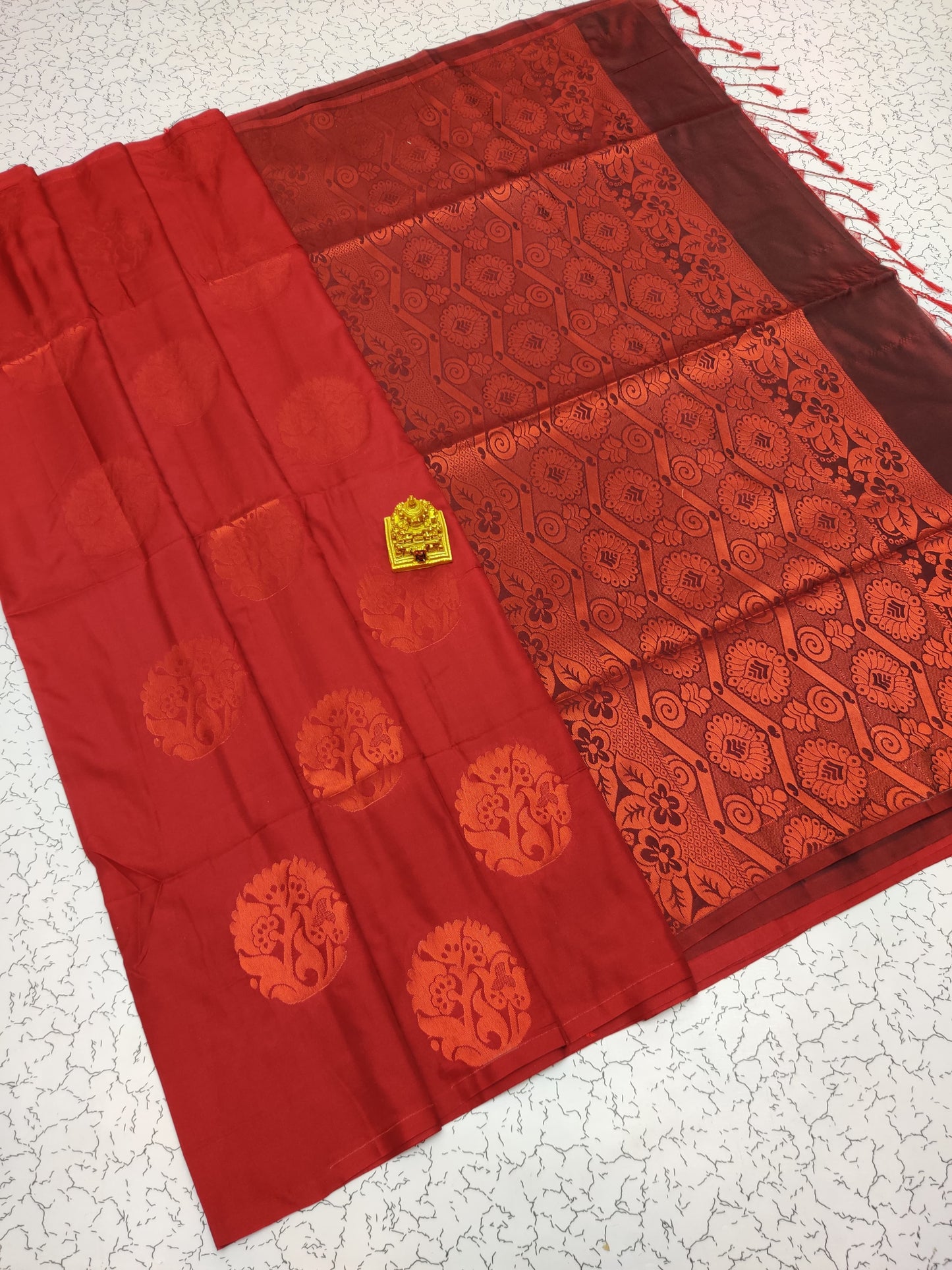 Introducing the Exquisite Salem Elampilai Soft Silk Sarees!