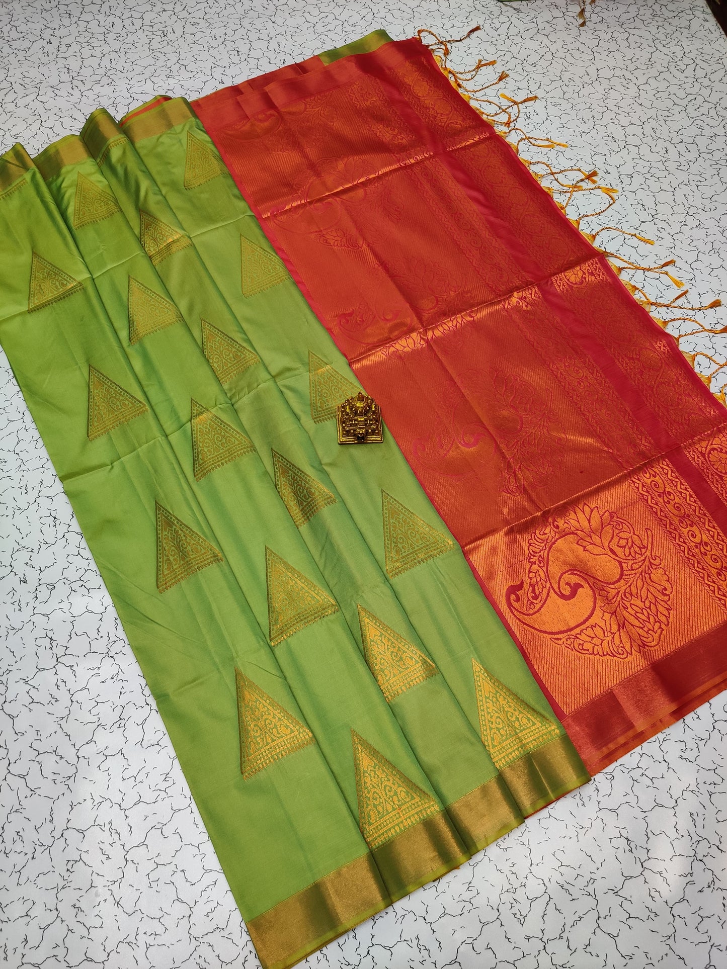 Introducing the Exquisite Salem Elampilai Soft Silk Sarees!