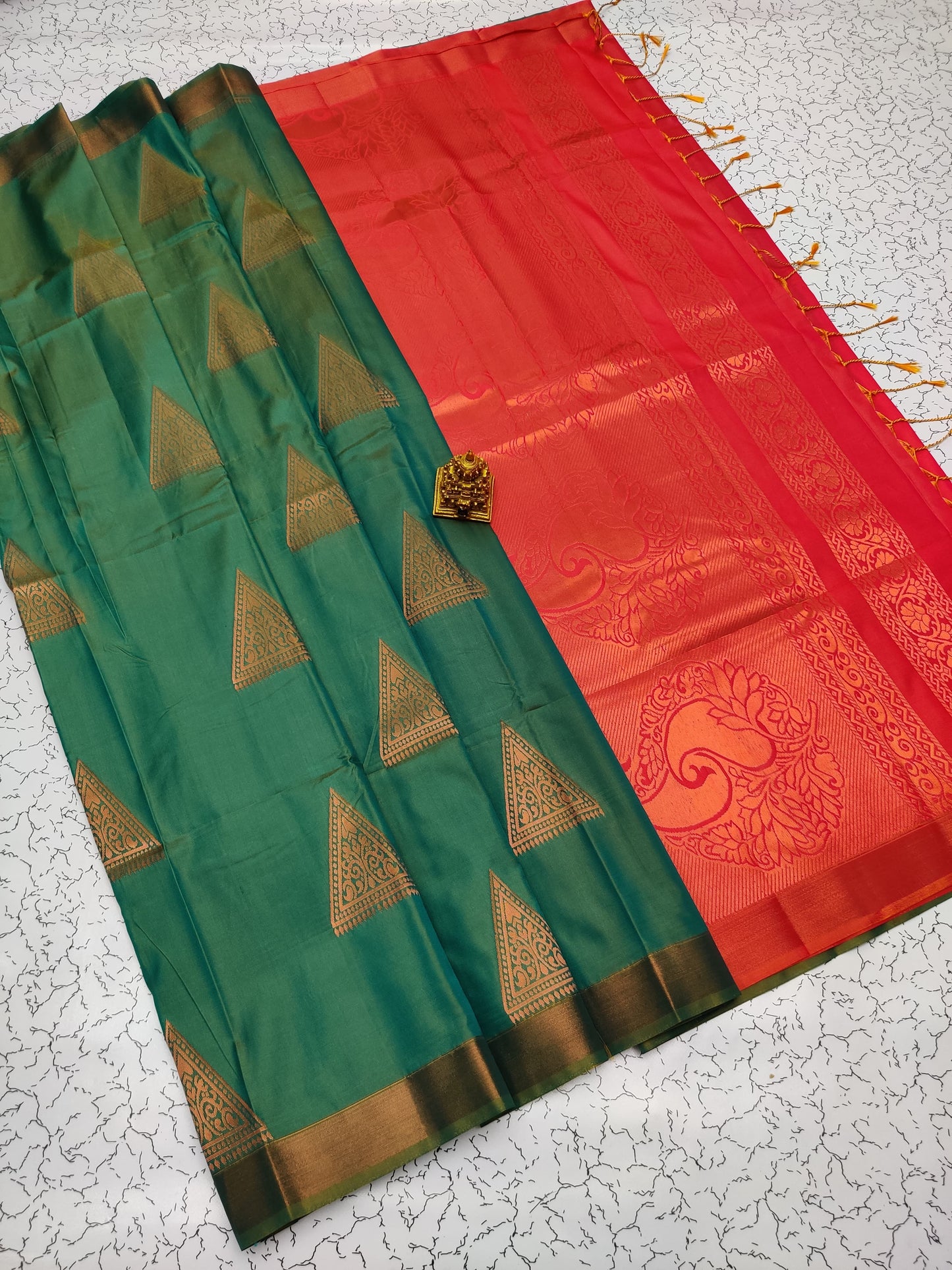 Introducing the Exquisite Salem Elampilai Soft Silk Sarees!