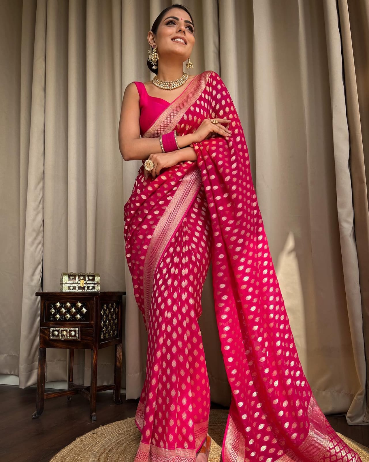 "Elevate Your Elegance with Exquisite Banarasi Handloom Sarees