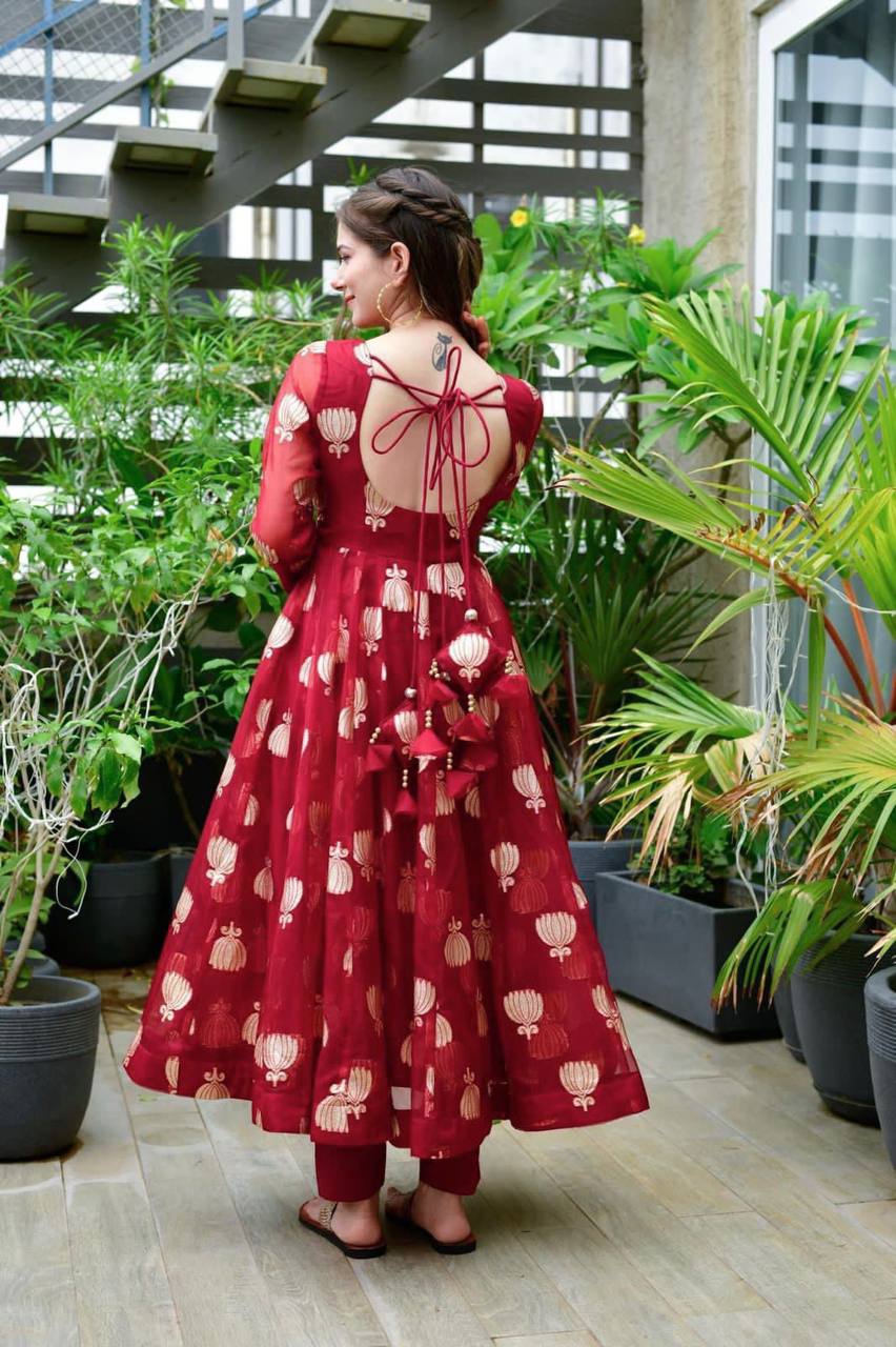 DESIGNER EMBROIDERED ANARKALI GOWN!