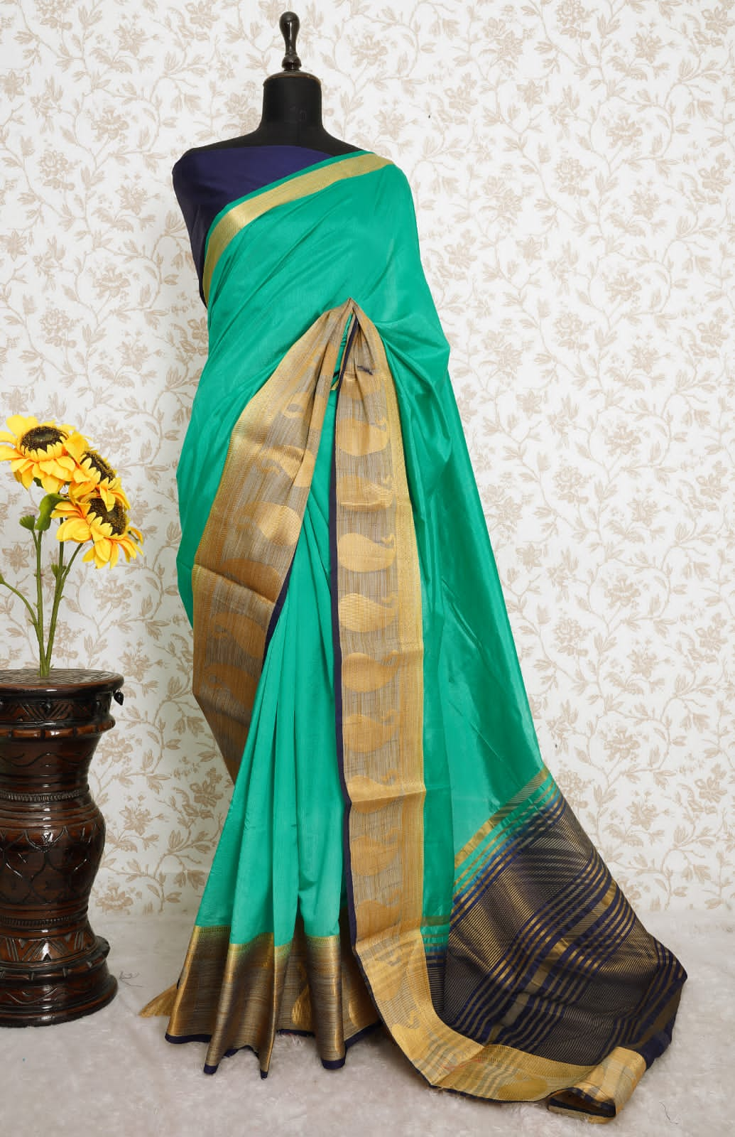 Elevate your ethnic charm with our exquisite Kanjivaram saree collection!